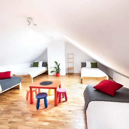 Apartament Halna