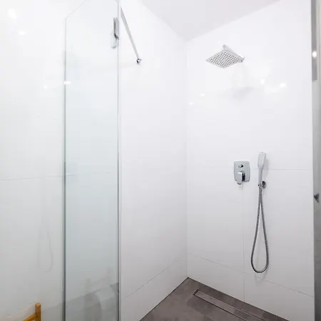Apartament Halna