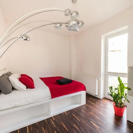 Apartament Halna *